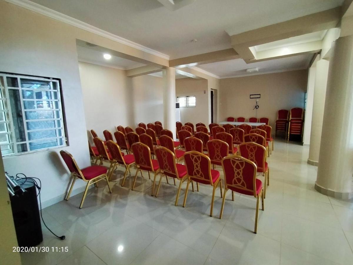 The Beckett Suites Abuja Bagian luar foto